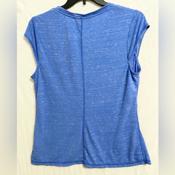 ⭐️ The North Face Women’s Short Sleeve Top - Picture 2 of 8